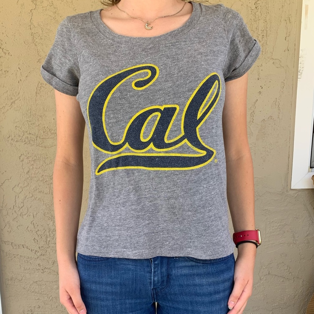 Cal Berkeley Women’s Relaxed Fit S Gray Shirt